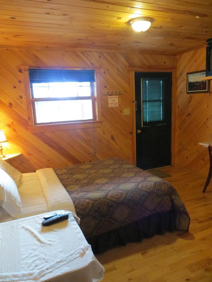 Nine Pine Cottage Miramichi Ngoại thất bức ảnh