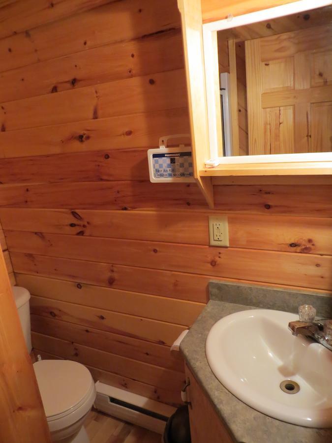 Nine Pine Cottage Miramichi Phòng bức ảnh